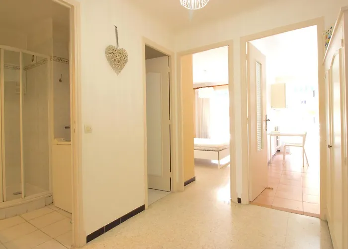 Center - 1 Bedroom - 4 People Διαμέρισμα